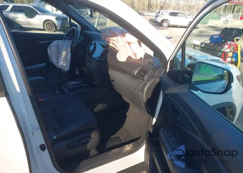 2022 Honda Passport Awd Trailsport from USA, damaged, VIN 5FNYF8H66NB002997